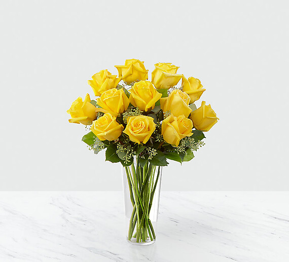 12 Yellow Roses Bouquet