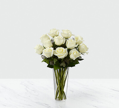 12 White Roses Bouquet