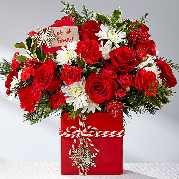 The Holiday Cheer Bouquet